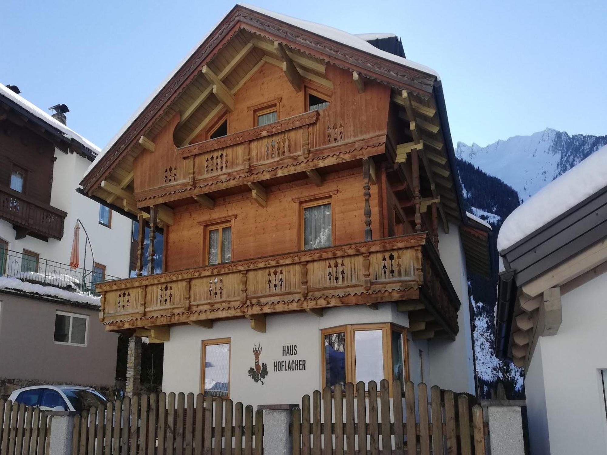 Apartment In Mayrhofen With A Balcony エクステリア 写真