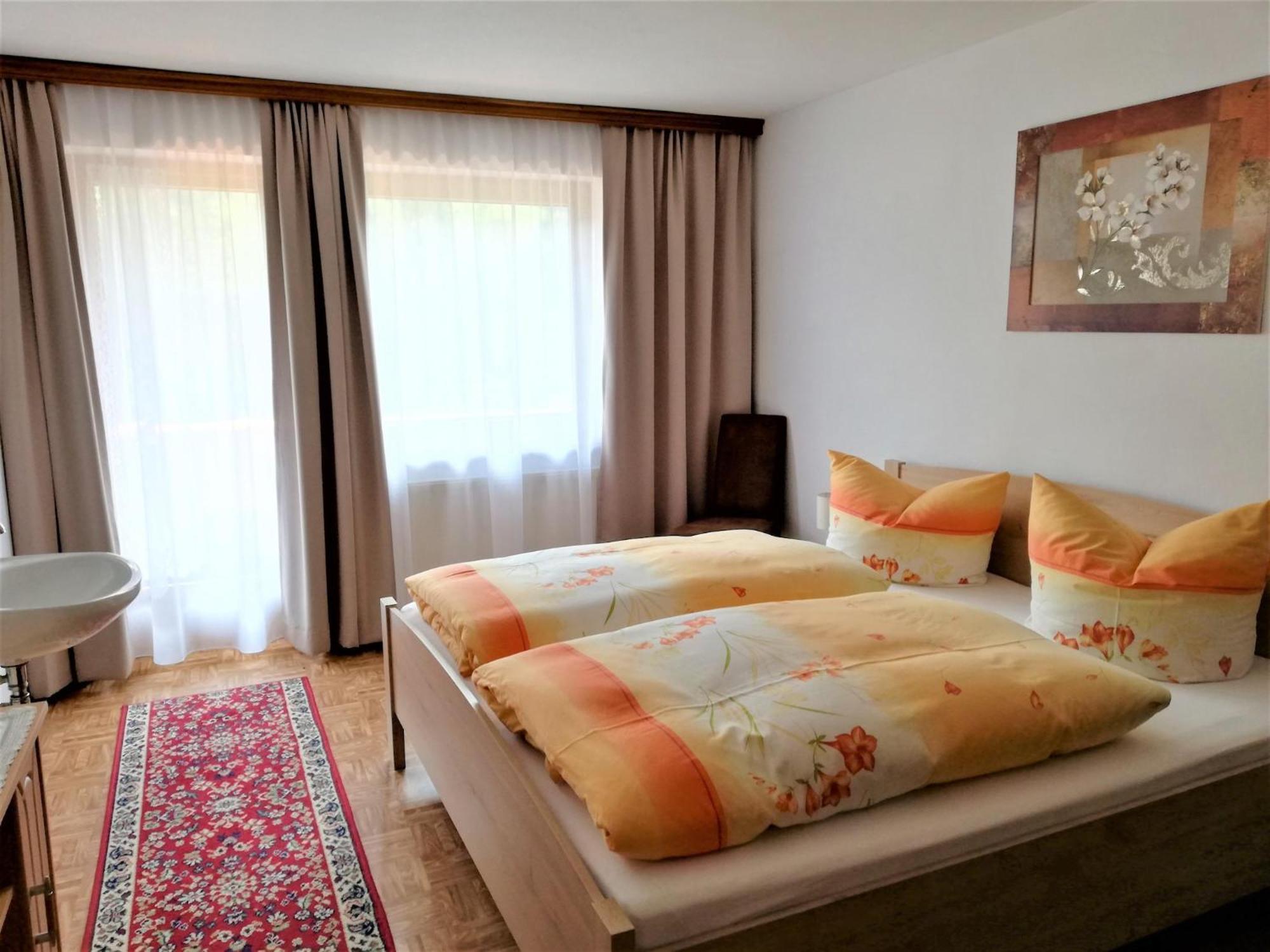 Apartment In Mayrhofen With A Balcony エクステリア 写真