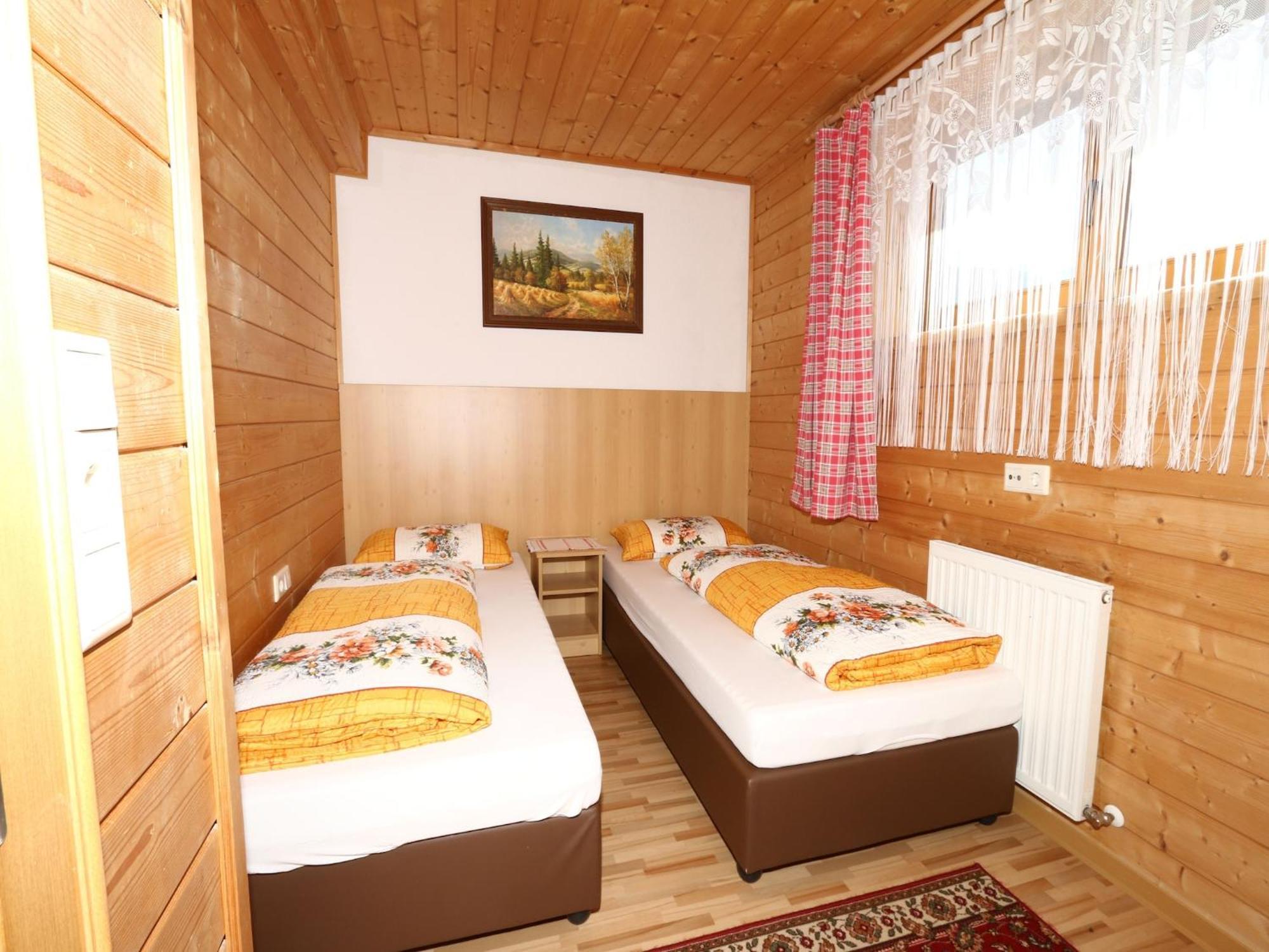 Apartment In Mayrhofen With A Balcony エクステリア 写真