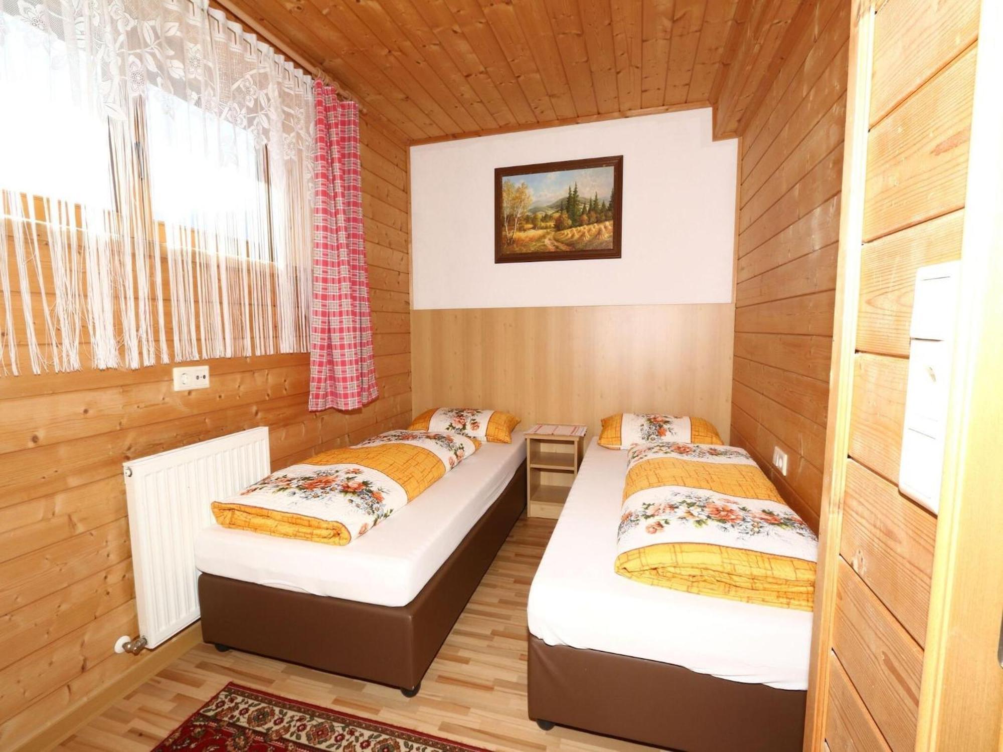 Apartment In Mayrhofen With A Balcony エクステリア 写真